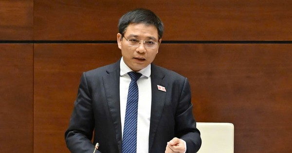 Tranh luận trường công, bệnh viện công vẫn phải 'cõng' thêm thuế