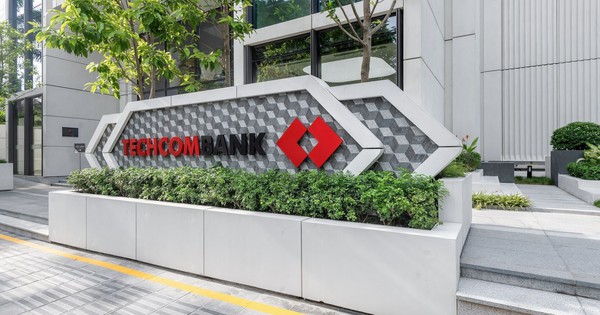 Techcombank lập kỷ lục mới sau khi ông Hồ Hùng Anh nói về mục tiêu vốn hoá 20 tỷ USD
