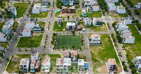 Khách hàng "tố" chủ đầu tư khu đô thị thu phí vô lý, độc quyền xây dựng