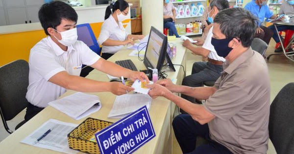 Từ 1/7, 3 nhóm đối tượng sau sẽ bị dừng hưởng lương hưu, trợ cấp BHXH, người dân lưu ý