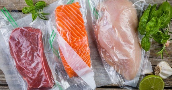 Nguy cơ nhiễm độc tiềm ẩn với cách bảo quản thực phẩm bằng hút chân không