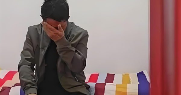 Bị sa thải sau 20 năm cống hiến, ngày rời đi, tôi nhận được 1 phong bì từ sếp: Bên trong không phải tiền mà là thứ không ngờ đến