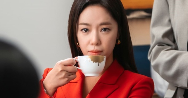 Xét xử nóng: Hwang Jung Eum thừa nhận biển thủ hơn 4,3 tỷ won của công ty để đầu tư tiền ảo