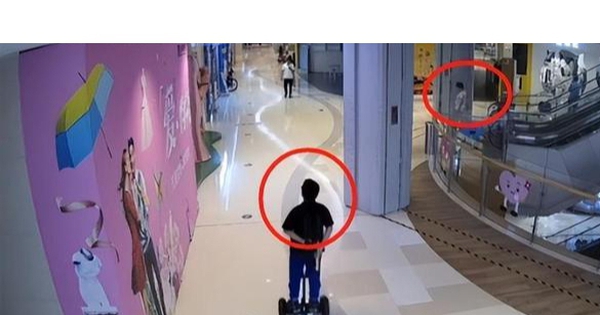 Bức ảnh này dự báo tương lai của đứa trẻ: Đến một lúc nào đó, chính cha mẹ sẽ là người gánh lấy hậu quả