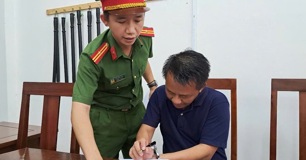 Bắt tạm giam "đại gia" ngành gỗ Nguyễn Sĩ Khoa