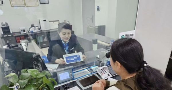 Người phụ nữ gửi tiết kiệm 18 tỷ đồng, một tuần sau quay lại thì tài khoản bằng 0, ngân hàng nói: “Đây không phải lỗi của chúng tôi”