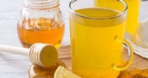Uống nước chanh nghệ mỗi sáng có tác dụng gì?