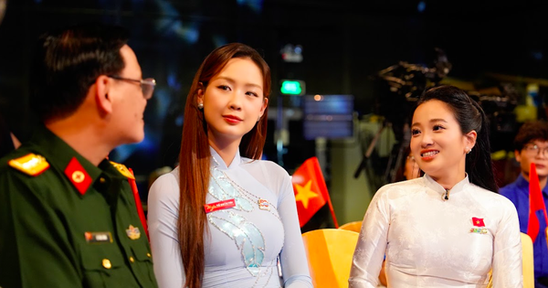 Bà xã NSƯT Quốc Cơ - MC Hồng Phượng hội ngộ cùng Hoa hậu Bảo Ngọc trong chương trình mừng đại lễ 30/4