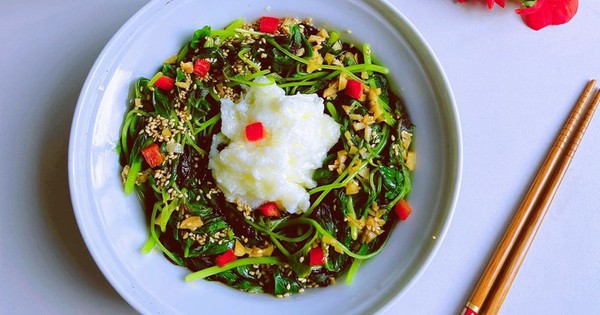 3 món ăn từ loại rau giúp gan khỏe, bảo vệ tim: Rất rẻ lại mệnh danh là "viên hồng ngọc" trong các loại rau