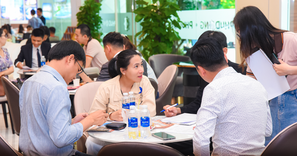 Giữa ngưỡng cửa chu kì bất động sản mới, chuyên gia khuyên nhà đầu tư "phải chọn đúng phân khúc"