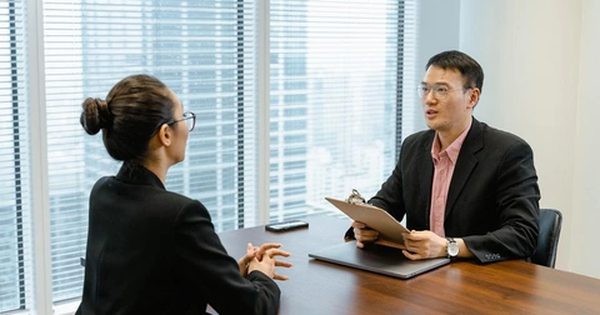 Nhà tuyển dụng hỏi “Bạn mong muốn mức lương bao nhiêu?”, câu trả lời của ứng viên EQ cao giúp trúng tuyển vị trí lương 115 triệu đồng/tháng