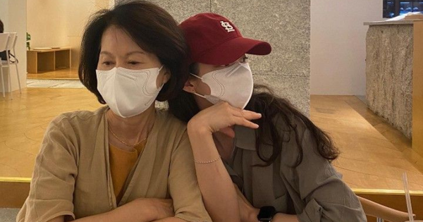 Bị cách chức Giám đốc ở tuổi 48 nhưng mẹ tôi chẳng hề chao đảo: Bà đã chuẩn bị cho viễn cảnh này từ 20 năm trước!