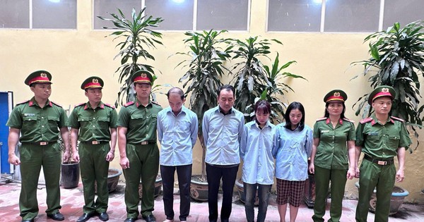 Hà Nội: Khởi tố 4 cán bộ nhận hối lộ hơn 1 tỷ đồng