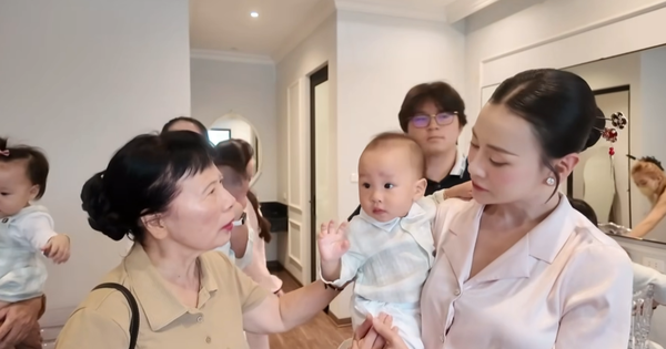 Phương Oanh bị mẹ chồng nhắc chuyện chăm sóc cháu giữa chốn đông người, phản ứng thế nào mà ai cũng khen khéo?