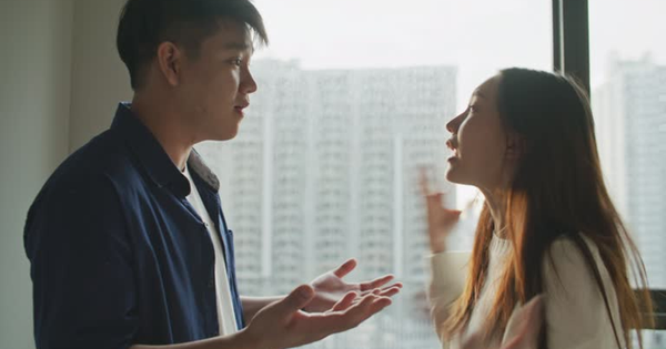 Chia tay bạn gái, người đàn ông yêu cầu trả lại 1,3 tỷ đồng tiền quà: Cảnh sát vào cuộc điều tra, 1 người lập tức bị bắt