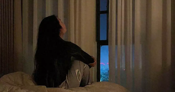 Để 5 thứ này trong phòng ngủ, bạn sẽ phải "hối hận" lúc nửa đêm!
