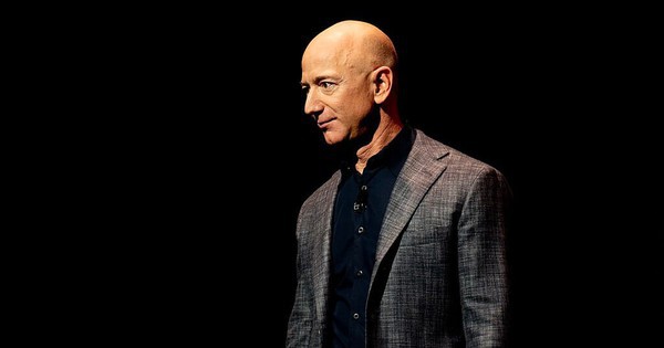 Câu chuyện về 2 chiếc lò sưởi tên "Kẻ mộng mơ" và "Thợ xây" trong thư viện của Jeff Bezos: Bài học cho bất kỳ ai đang thấy bất lực trong cuộc sống