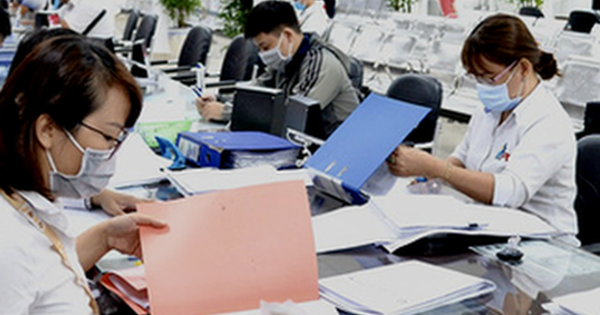 Bộ Chính trị yêu cầu hoàn tất sắp xếp cấp xã trước 15/7, cấp tỉnh trước 15/8/2025