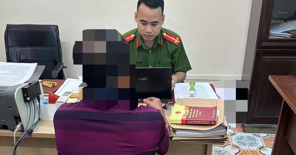 Cầm sổ đỏ đi vay 60 triệu để chuyển khoản rồi nhận 77 triệu, công an trực tiếp làm việc, cụ ông vẫn khẳng định không hề bị lừa