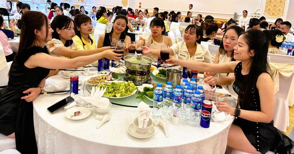 Một công ty ở Thanh Hóa chi 5,2 tỉ đồng mời cơm tri ân công nhân ở nhà hàng hạng sang