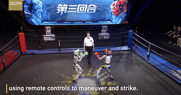 Robot Trung Quốc bước lên võ đài: Cuộc cách mạng AI bắt đầu bằng đấm móc và đá xoay