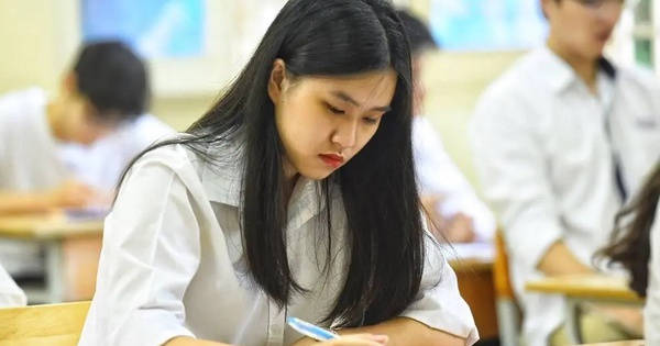 Những điều chỉnh mới đáng chú ý trong kỳ thi tốt nghiệp THPT 2025: Phụ huynh nào cũng cần biết!