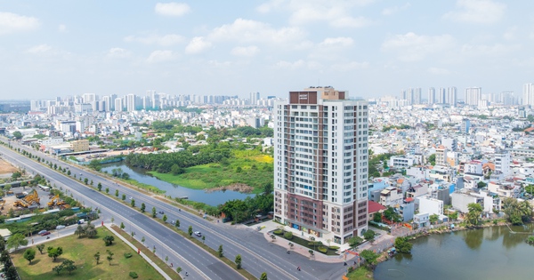 Lộ diện căn hộ giá chỉ từ 49 triệu đồng/m2, nằm liền kề trung tâm quận 1 và Phú Mỹ Hưng