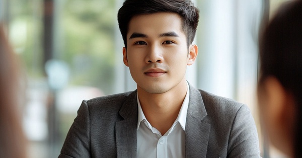 Nhà tuyển dụng: 'Điểm yếu lớn nhất của bạn là gì?' – ChatGPT gợi ý phần trả lời quá đỉnh, ứng viên lấy giấy bút ghi ngay!