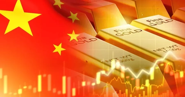 Giá vàng giảm mạnh khi Trung Quốc thanh lý kho dự trữ với khối lượng kỷ lục