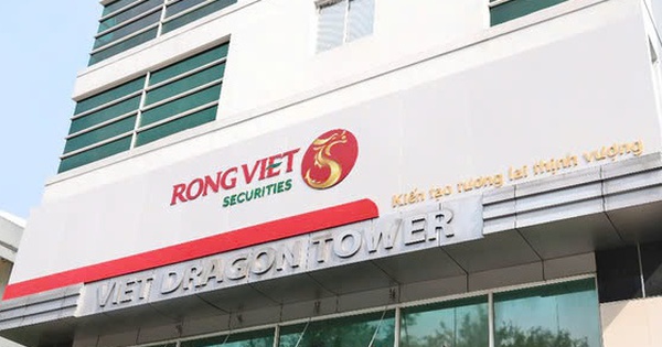 Chứng khoán Rồng Việt sắp trả cổ tức bằng cổ phiếu, Chủ tịch Nguyễn Miên Tuấn nhận về bao nhiêu?