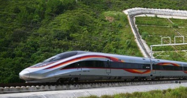 Đề xuất làm đường sắt tốc độ cao Bắc - Nam: Tại sao nên chọn VinSpeed?