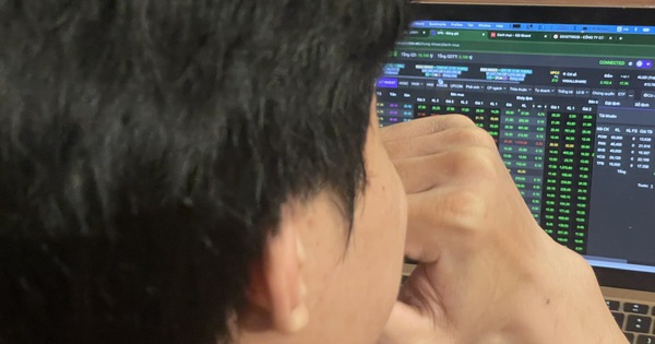 Ngày đầu tiên vận hành hệ thống KRX: Thị trường khởi sắc nhưng còn trục trặc nhỏ