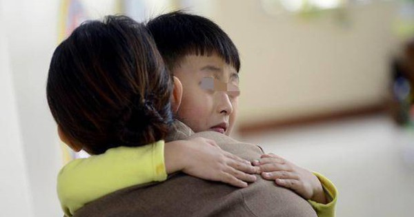 Nghiên cứu 15.000 trẻ em cho thấy thói quen mà hầu hết cha mẹ mắc phải đang PHÁ HỦY não bộ của trẻ và làm tăng nguy cơ trầm cảm