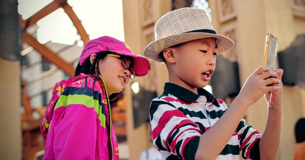 "Đừng đưa con đi du lịch", chia sẻ của một người mẹ là bác sĩ lúc nửa đêm khiến phụ huynh đồng tình tuyệt đối