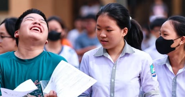 'Đừng thần thánh hoá IELTS để xét tuyển, giỏi ngoại ngữ không chắc giỏi các môn'