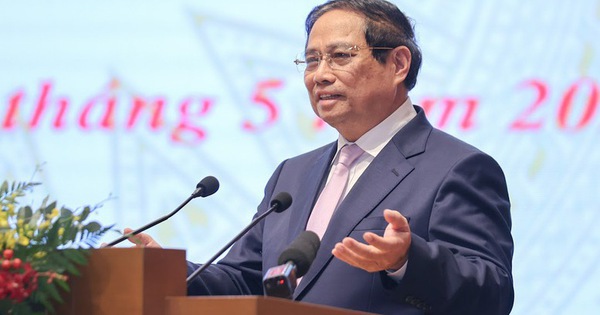 Thủ tướng: Giải quyết xong các yêu cầu, khó khăn của doanh nghiệp trong vòng 2 tuần
