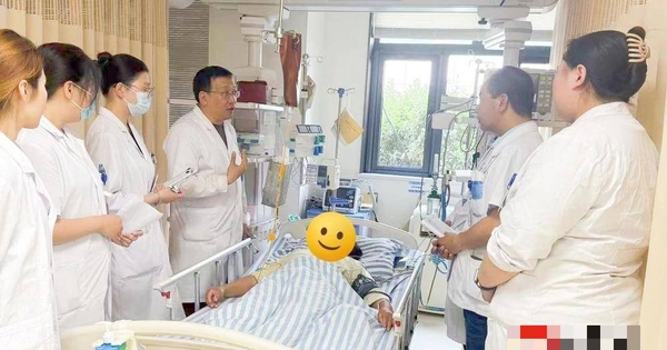 Người phụ nữ toàn thân tím tái sau khi ăn mì: Bác sĩ cảnh báo “chớ nên ăn loại mì này”