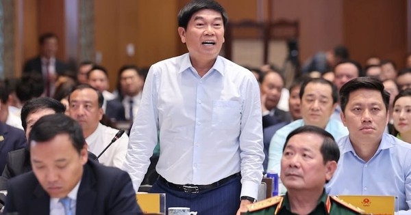 Gặp Thủ tướng, tỷ phú Trần Đình Long nói về dự án là thời cơ nghìn năm, kiến nghị thay đổi một việc