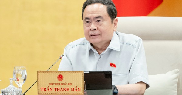 Chủ tịch Quốc hội: Phân cấp phải giám sát, không để cấp tỉnh muốn làm gì thì làm
