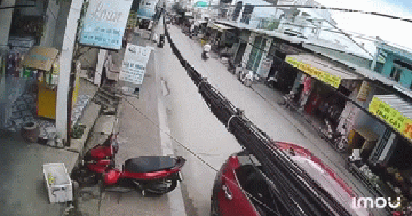 Kinh hoàng clip cửa hàng sửa xe phát nổ: Nghi do "vật thể lạ" nhặt được từ 20 năm trước