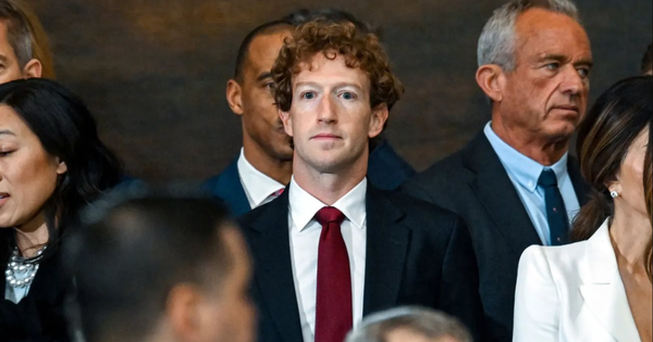 Mark Zuckerberg 'hoảng loạn' trong cơn bão AI: Đổ 14 tỷ USD cho riêng một dự án, chiêu mộ tỷ phú tự thân trẻ nhất thế giới về giúp sức
