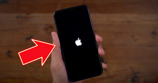 Người dùng iPhone đang có thói quen này cần sửa gấp, tưởng đơn giản nhưng lại "sai bét" và rất hại máy!