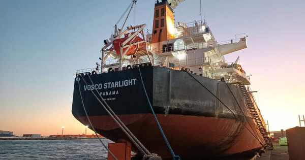 Một doanh nghiệp vận tải biển "chơi lớn" chi gần 2.000 tỷ mua 2 tàu đóng tại Trung Quốc