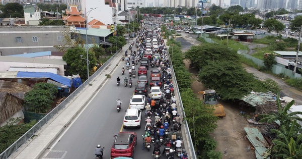 Phạt nặng hơn, vì sao vi phạm giao thông vẫn tràn lan?