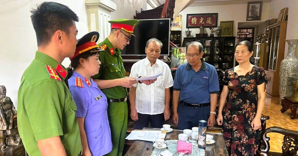 Vì sao ông Nguyễn Đức Quyền - cựu Phó Chủ tịch tỉnh Thanh Hóa bị khởi tố, khám nhà riêng?