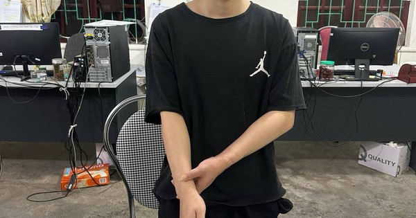 Thanh niên 2k1 lừa đảo một người phụ nữ 8 lần, bị Công an bắt quả tang khi đang nhận tiền