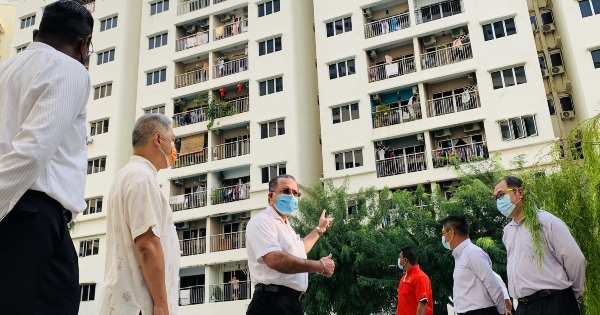 Người đàn ông mua gần 80 căn hộ ở 4 tầng chung cư để cải tạo, hàng trăm hộ dân đồng loạt phản đối: "Chúng tôi báo cảnh sát"