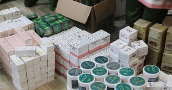 Triệt phá đường dây sản xuất 12 tấn kem trộn, rao bán trên livestream