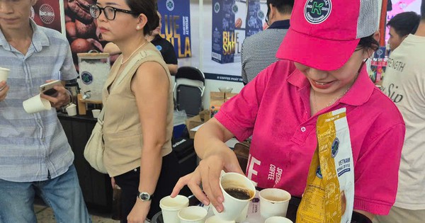 Bất ngờ với chia sẻ của một doanh nhân làm cà phê thật