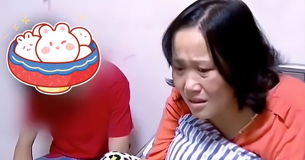 Con trai 14 tuổi vẫn đòi ngủ cùng mẹ, gia đình rạn nứt: "Con lớn không tránh mẹ" nguy hiểm đến thế nào?